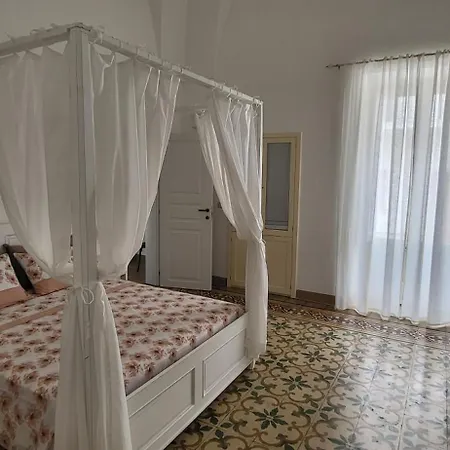 Dimora Salentina A Due Passi Da Pescoluse, *